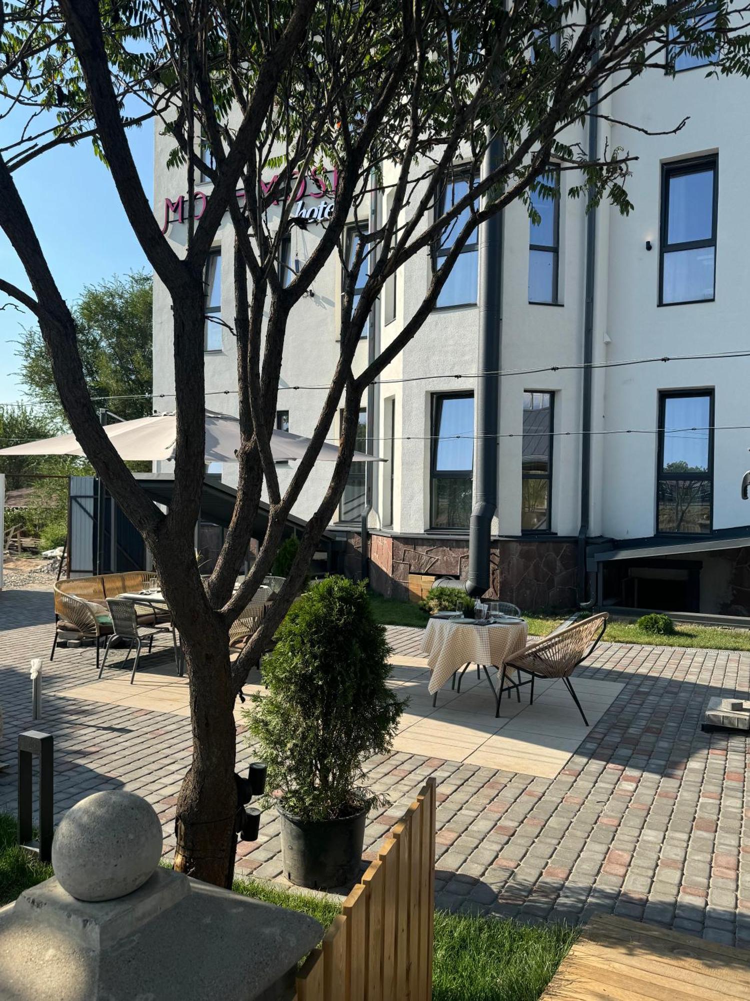 Mosh Mosh Boutique Hotel Alma-Ata Exteriör bild