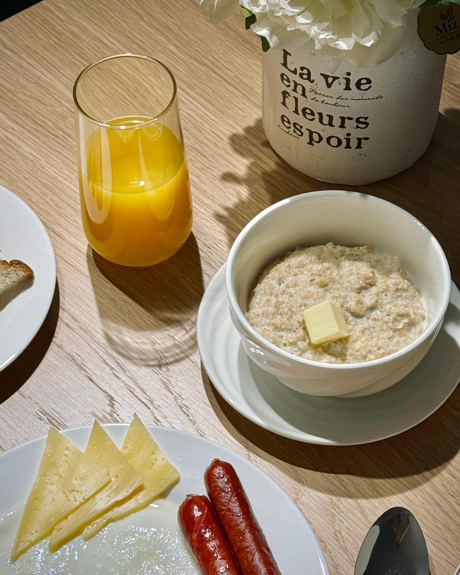 Mosh Mosh Boutique Hotel Alma-Ata Exteriör bild