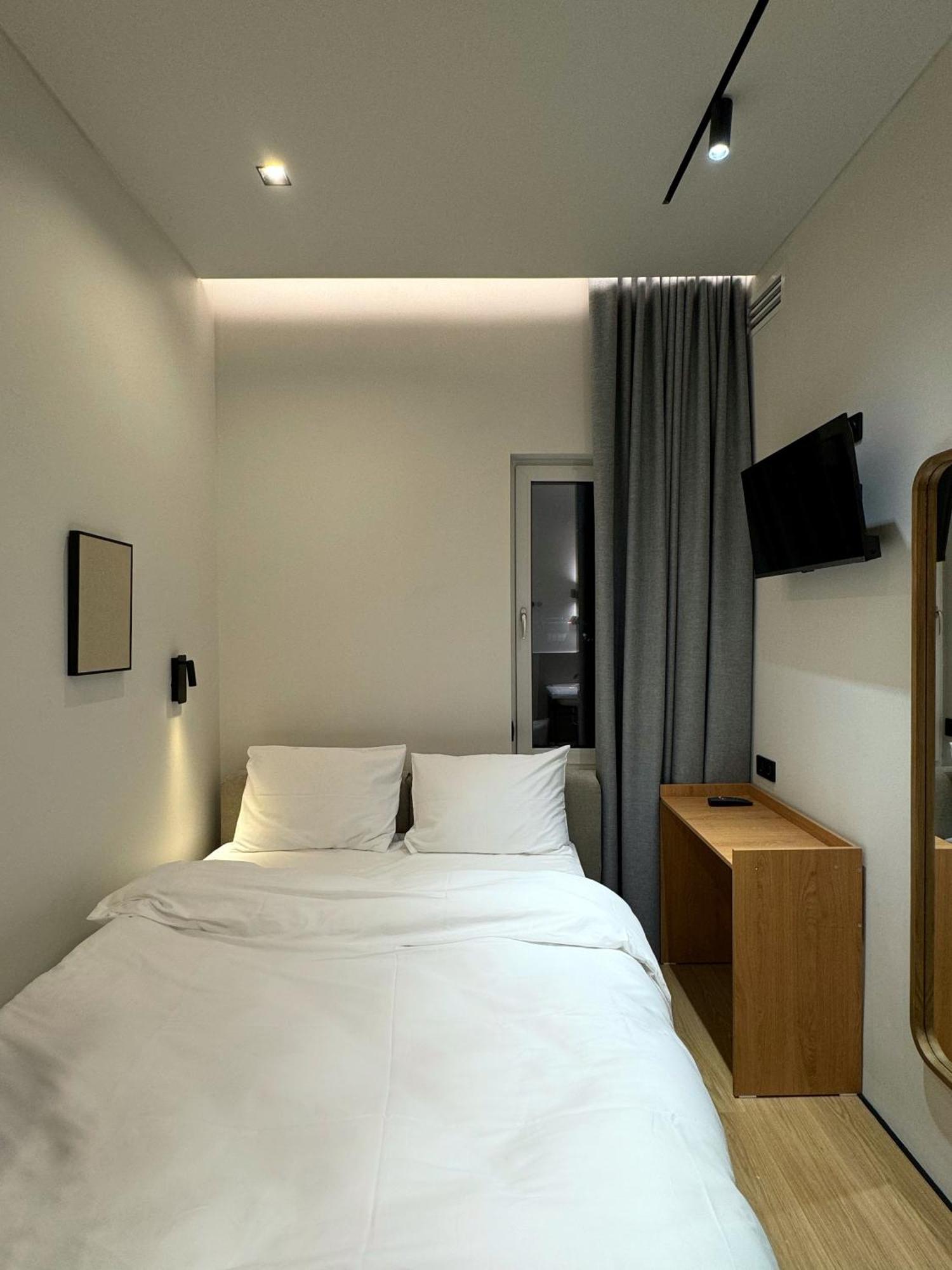 Mosh Mosh Boutique Hotel Alma-Ata Exteriör bild